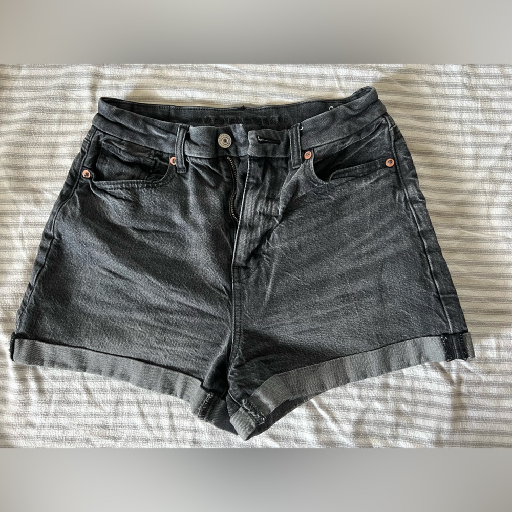 AE curvy mom short